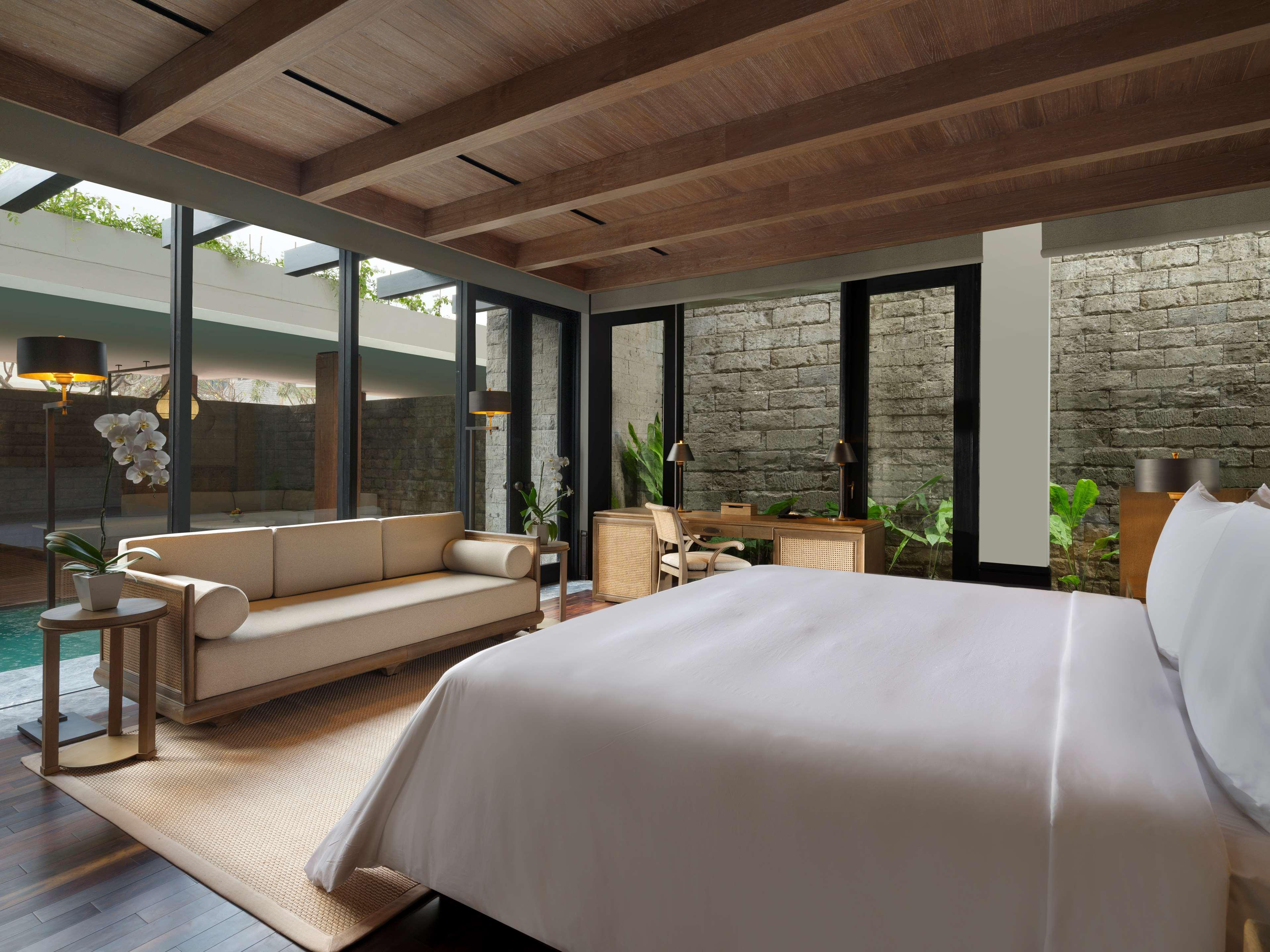 The Apurva Kempinski Bali Nusa Dua  Esterno foto A bedroom at the hotel